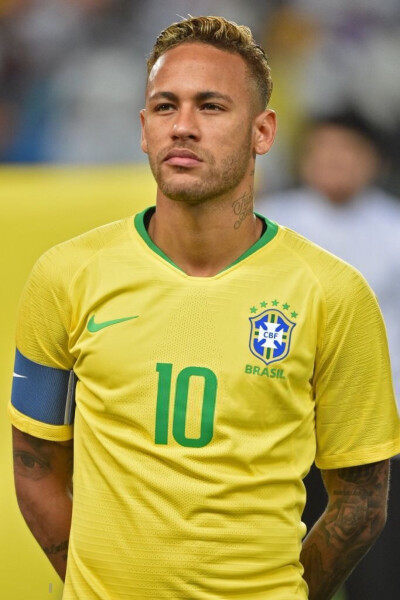 对足球这项 对足球这项