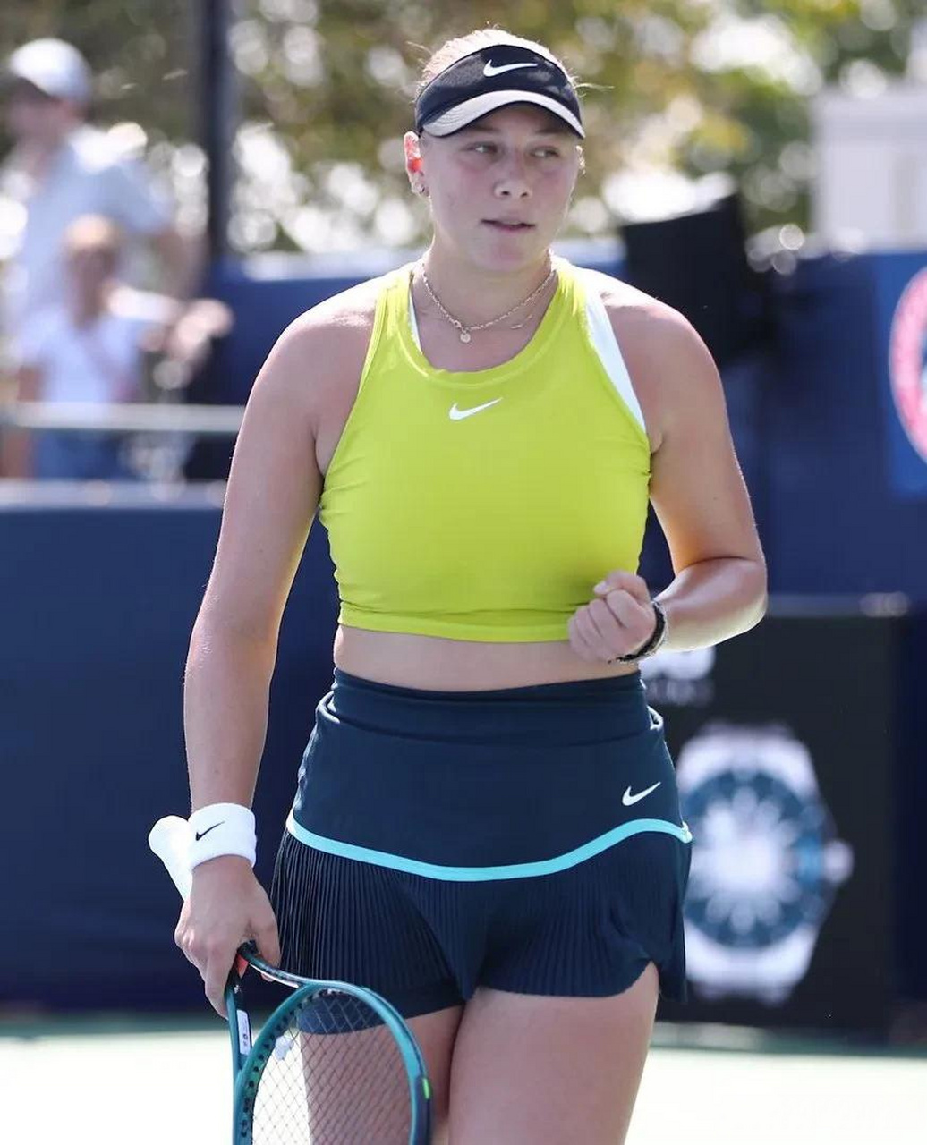 澳波更多地 澳波更多地