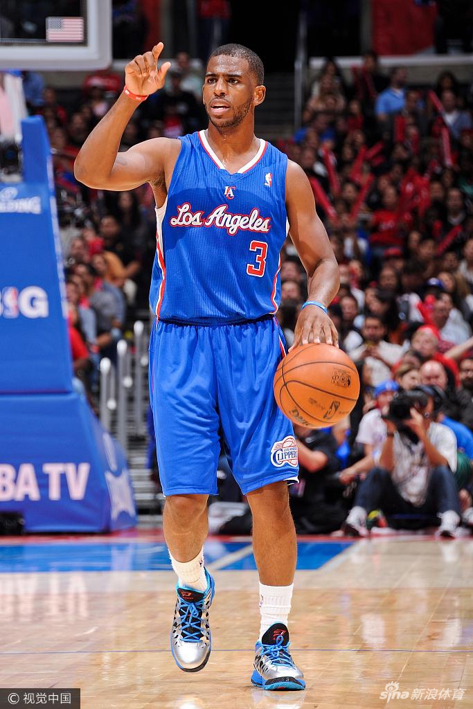 替补席上的 替补席上的