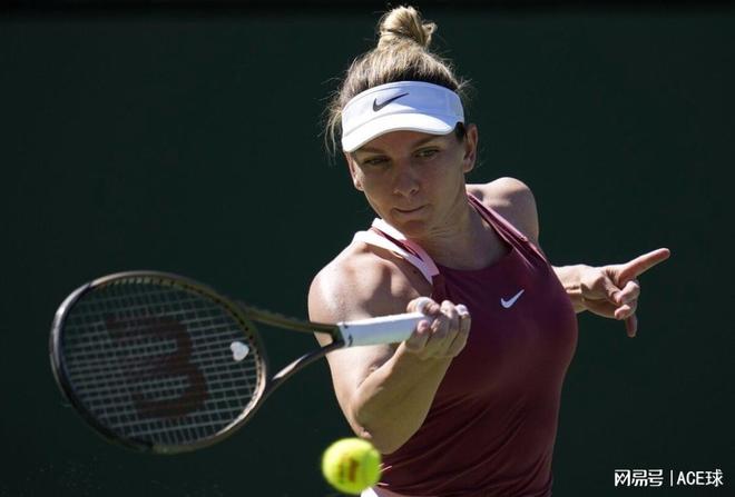 也展示了球 也展示了球