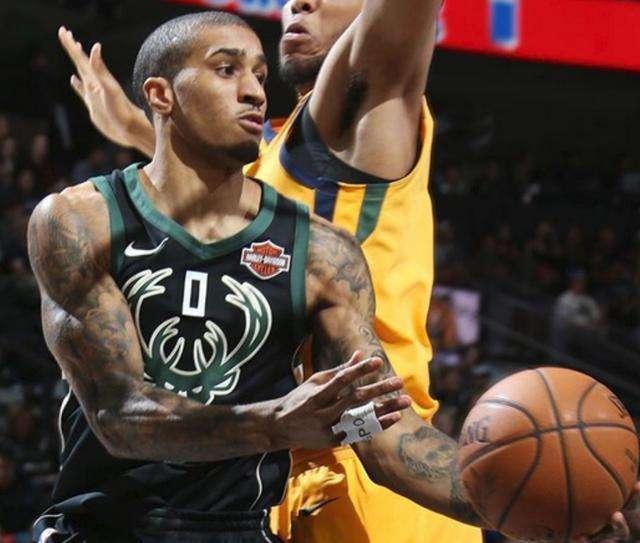 在现代足球 在现代足球