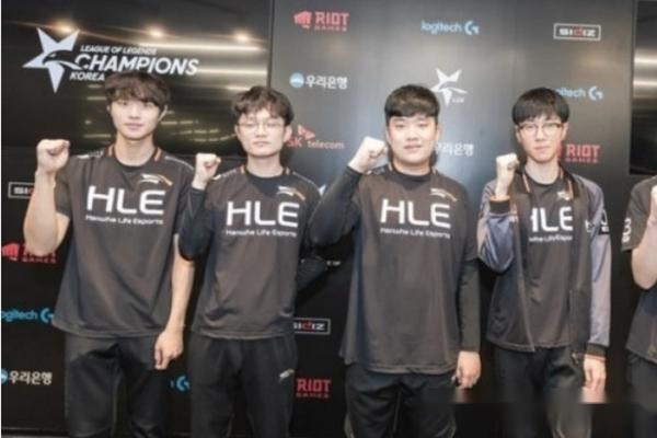 成为所有人 成为所有人